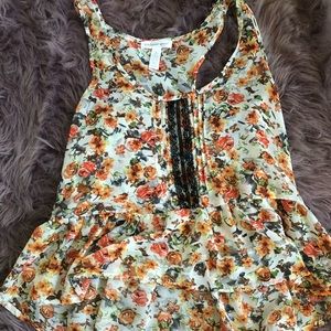 Tank top crop